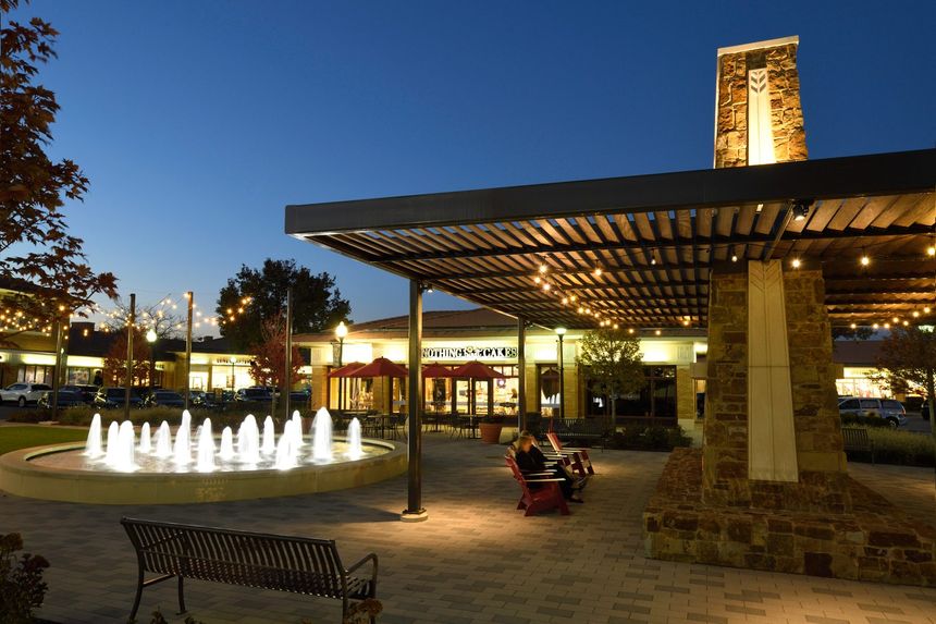 Town Square Wheaton, photo 4